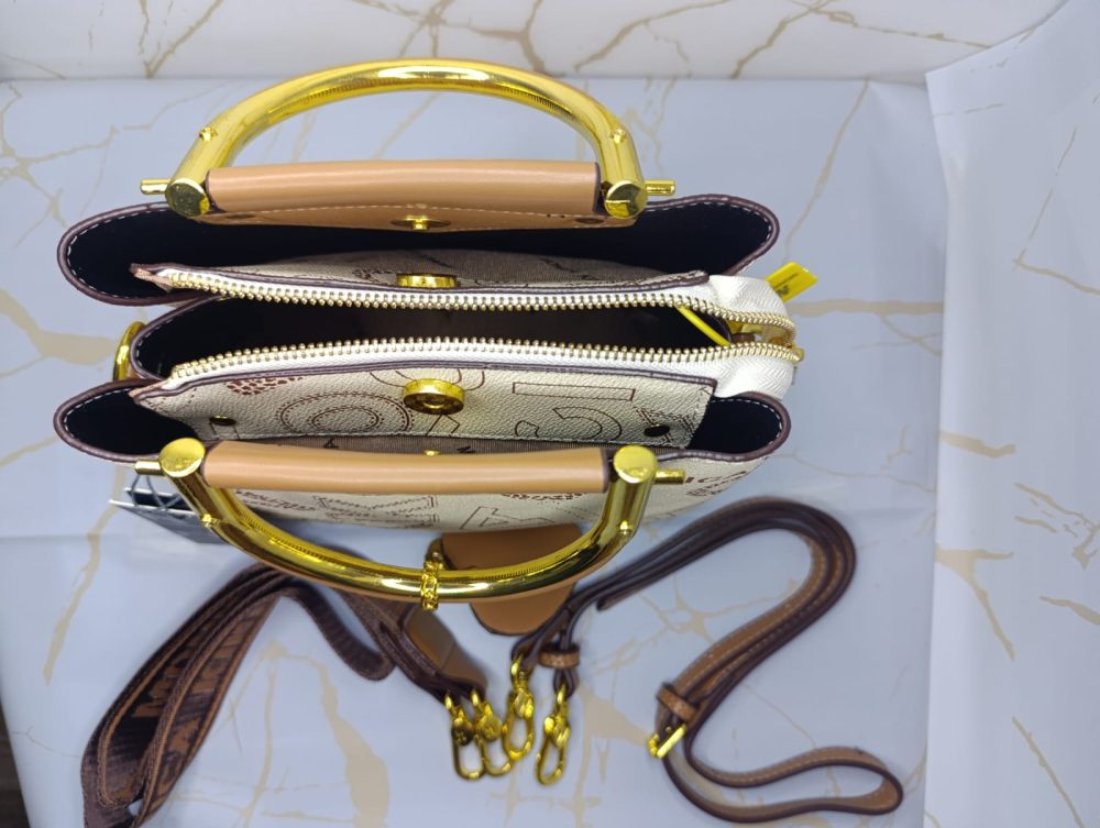 Bolso de mano blanco con doble correa