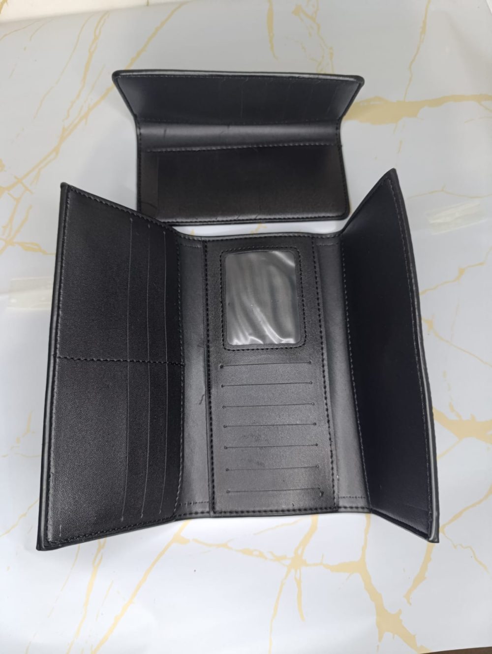 Cartera de mano larga